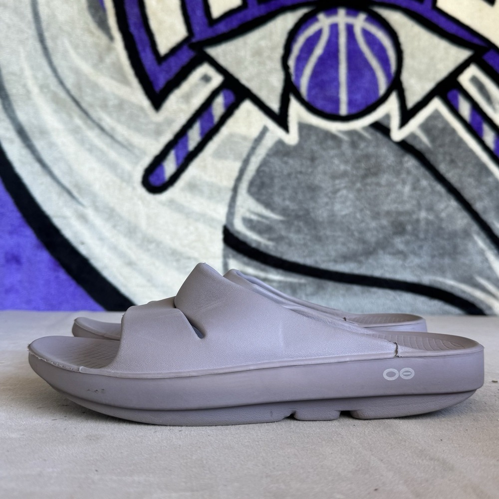 Size M9/W11 - OOFOS OOahh Unisex Slide Mauve
